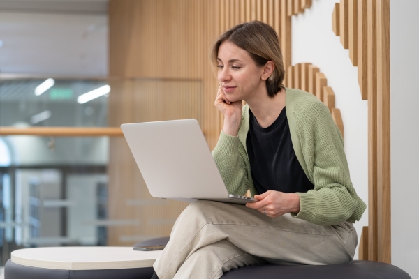 thoughtful-middle-aged-woman-freelance-writer-usin-2023-11-27-05-01-10-utc.jpg